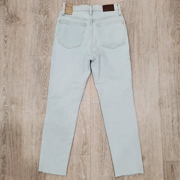 NWT Madewell The Mom Jean Distressed Raw-Hem Edition Style MC583 Size 26 - Picture 11 of 11